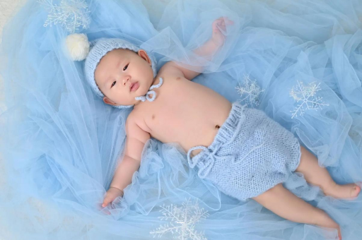 福州宝宝什么时候长牙正常